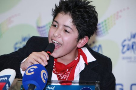 Владимир Арзуманян принес победу Армении на Детском Евровидении -2010