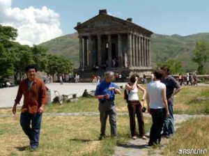 Армянский туризм без моря и нефти