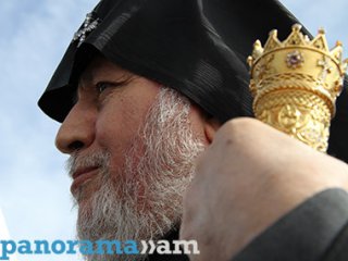 Католикос Всех Армян направил послание по случаю Праздника Победы и мира