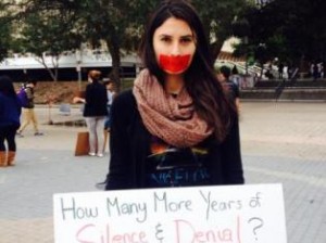 Студенты Калифорнии провели акции протеста против отрицания Геноцида армян