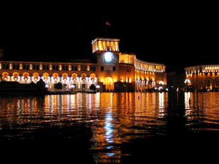Ночной Ереван