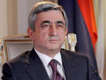 Президент Армении побывал на открытии шахматного турнира на берегу Севана