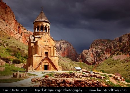 Монастырь Нораванк, Армения