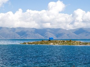Академия наук: Решением Правительства нарушается закон Армении «Об озере Севан»