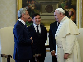 Папа Римский принял приглашение посетить Армению в 2015 году