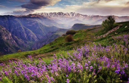 Татевский каньон и горы Баргушат, Армения
