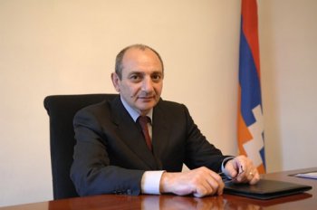 Бако Саакян подписал указ о присвоении звания Заслуженного педагога НКР