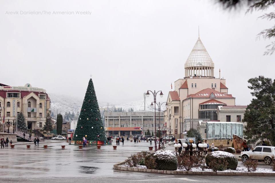 Новогодняя ёлка в Степанакерте, Арцах