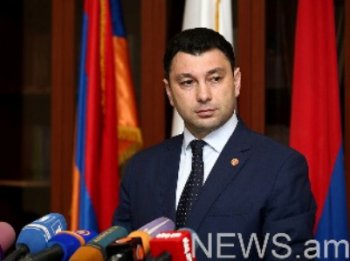 Шармазанов: Очередная политическая осень в Армении так и не стала жаркой