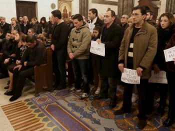 Армянская община Марселя проведет шествие в память об убитом Микаэле Асатуряне