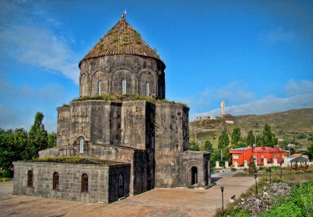 Армянская церковь в городе Карс