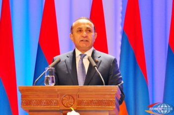 амятники павшим в Великой Отечественной войне - это наши святыни: премьер- министр Армении