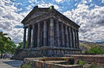 Иностранных туристов в Армении более всего привлекают монастыри – эксперт