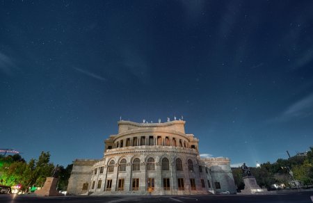 Армянский академический театр оперы и балета в Ереване