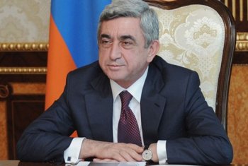 Президент Армении поздравил с юбилеем Народного художника РА, скульптора Давида  Бабаяна