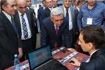 Президент Армении посетил традиционную выставку DigiTec EXPO-2015