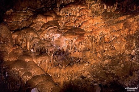 Пещера Мозров, Армения