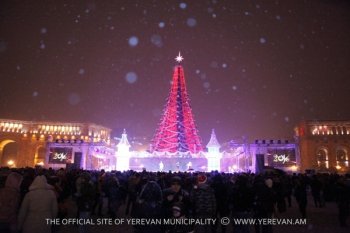 Ереван вошел в топ-10 популярных направлений для новогоднего отдыха россиян с детьми
