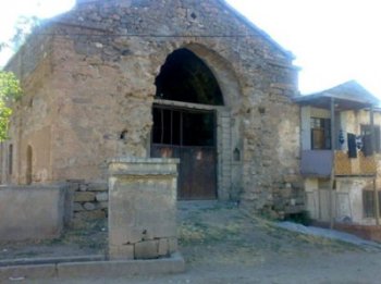 Армянская церковь в Турции превратилась в руины