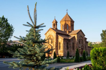 Церковь Сурб Аствацацин Норк, Ереван, Армения