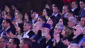 Президент Армении Серж Саргсян присутствовал на церемонии вручения гуманитарной премии Aurora Prize