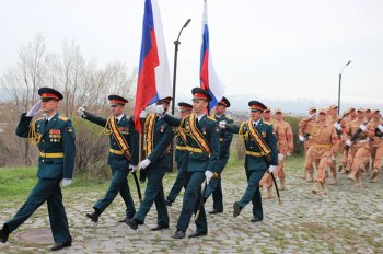 Российские военные в Армении провели тренировку к Параду в День Победы